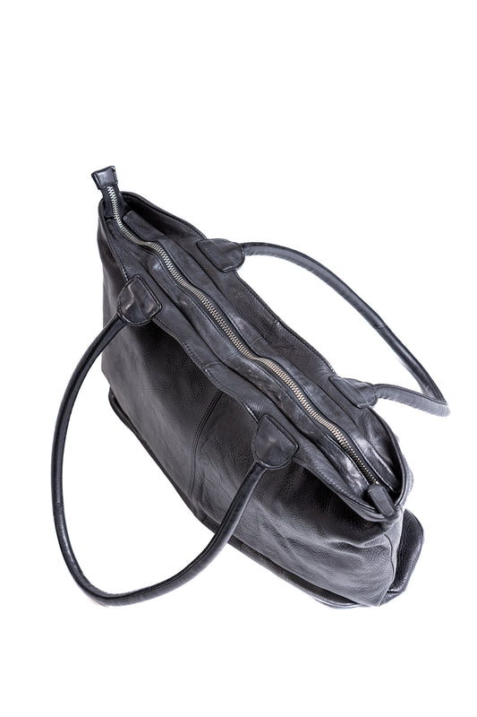 CLASSIC SHOULDER BAG