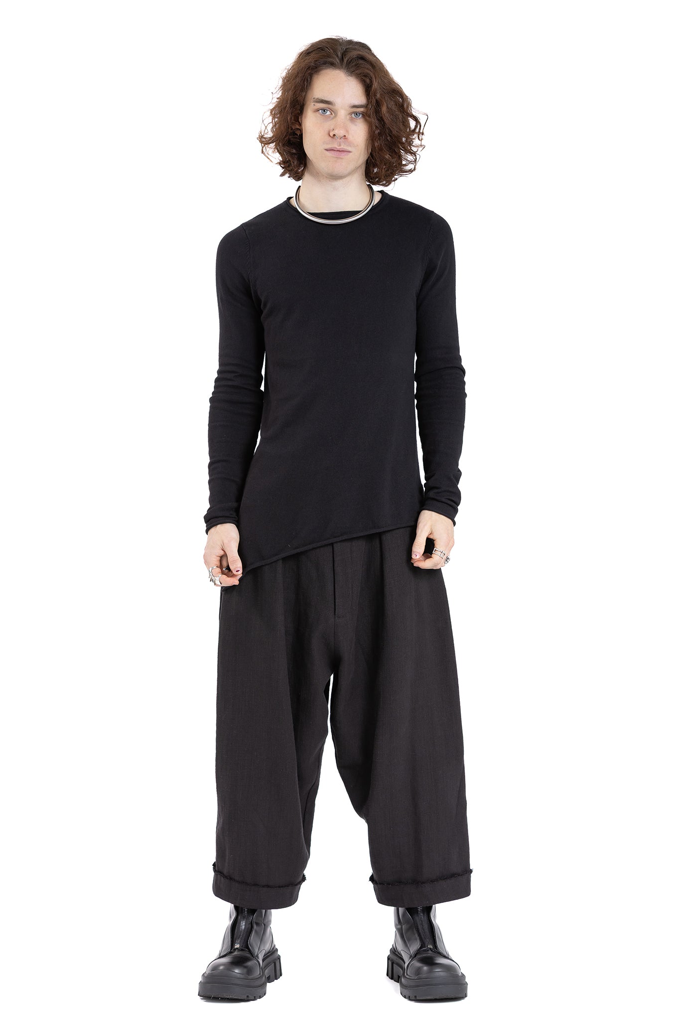 DIAGONAL SWEATER