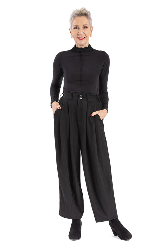 NAVA PANT NV