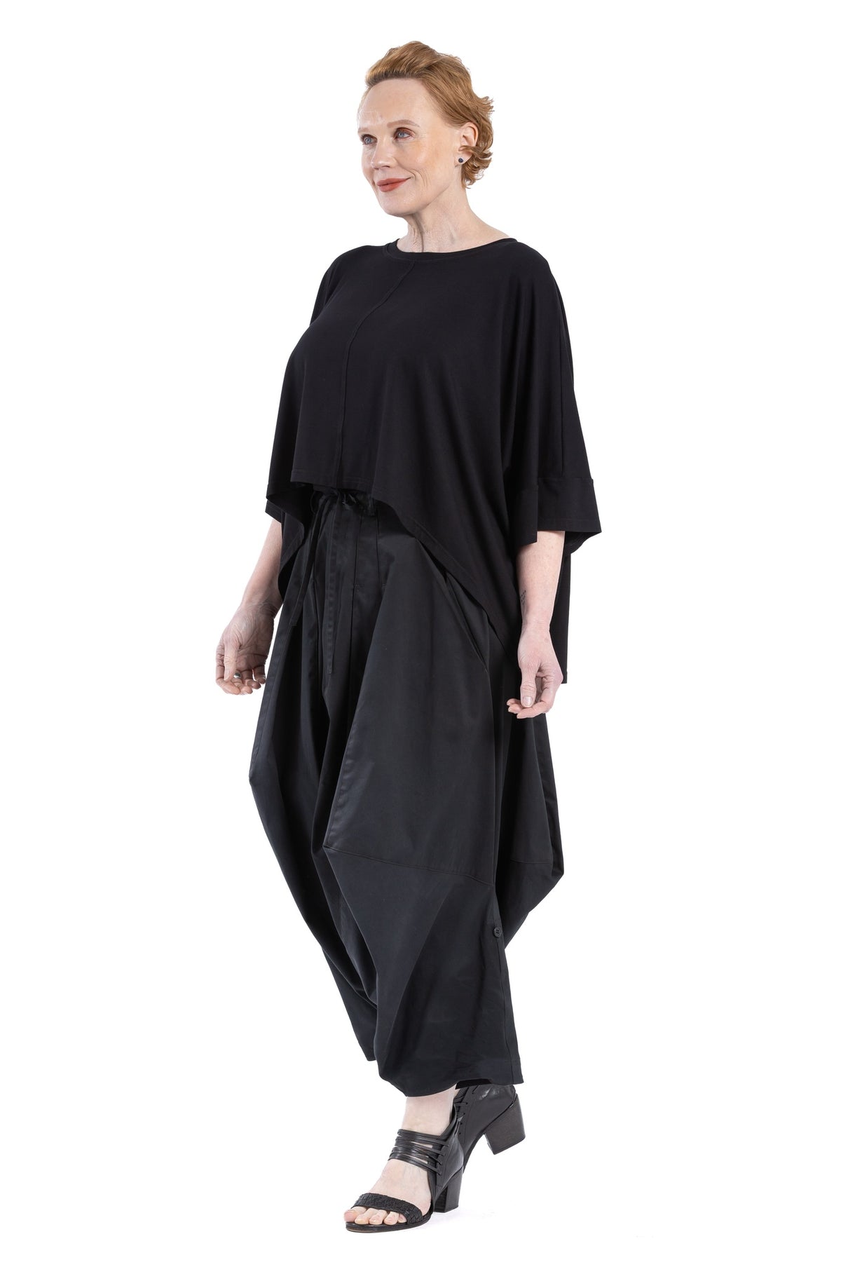 ANTONIA PANT
