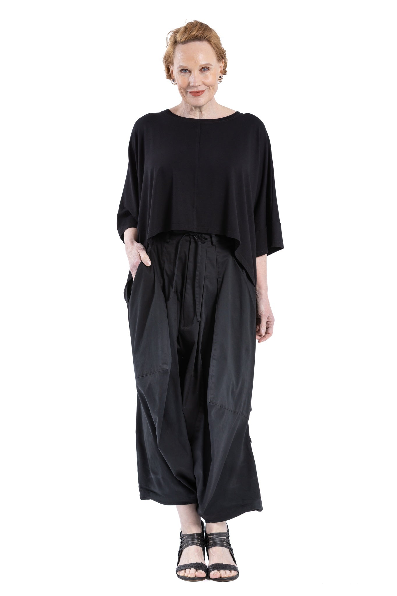 ANTONIA PANT
