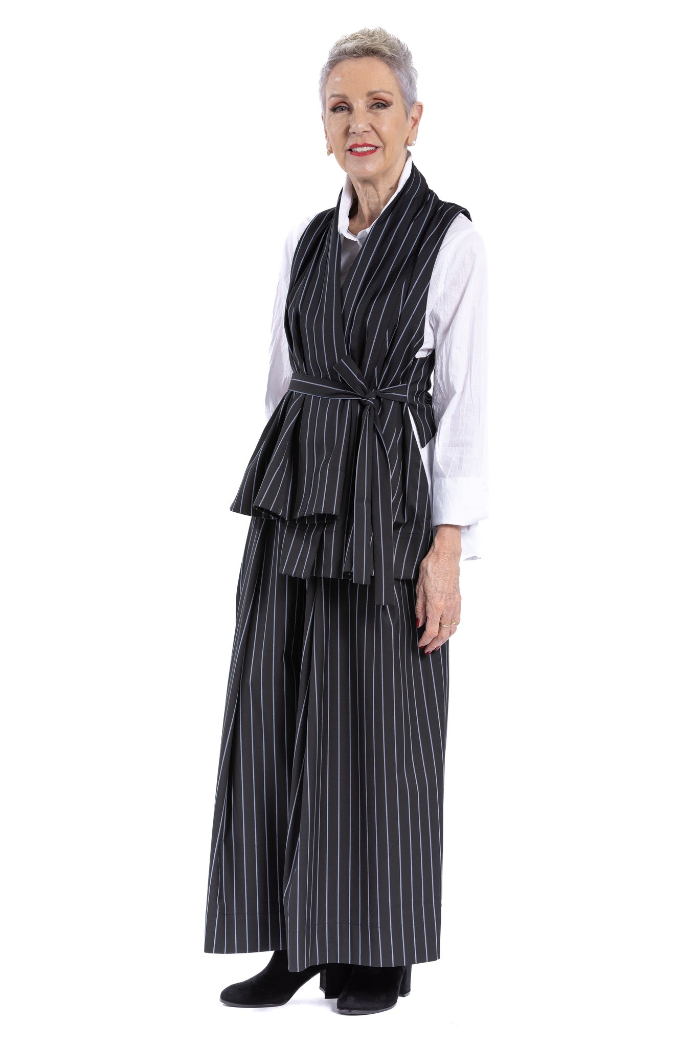 BECKETT DRAPE VEST BK