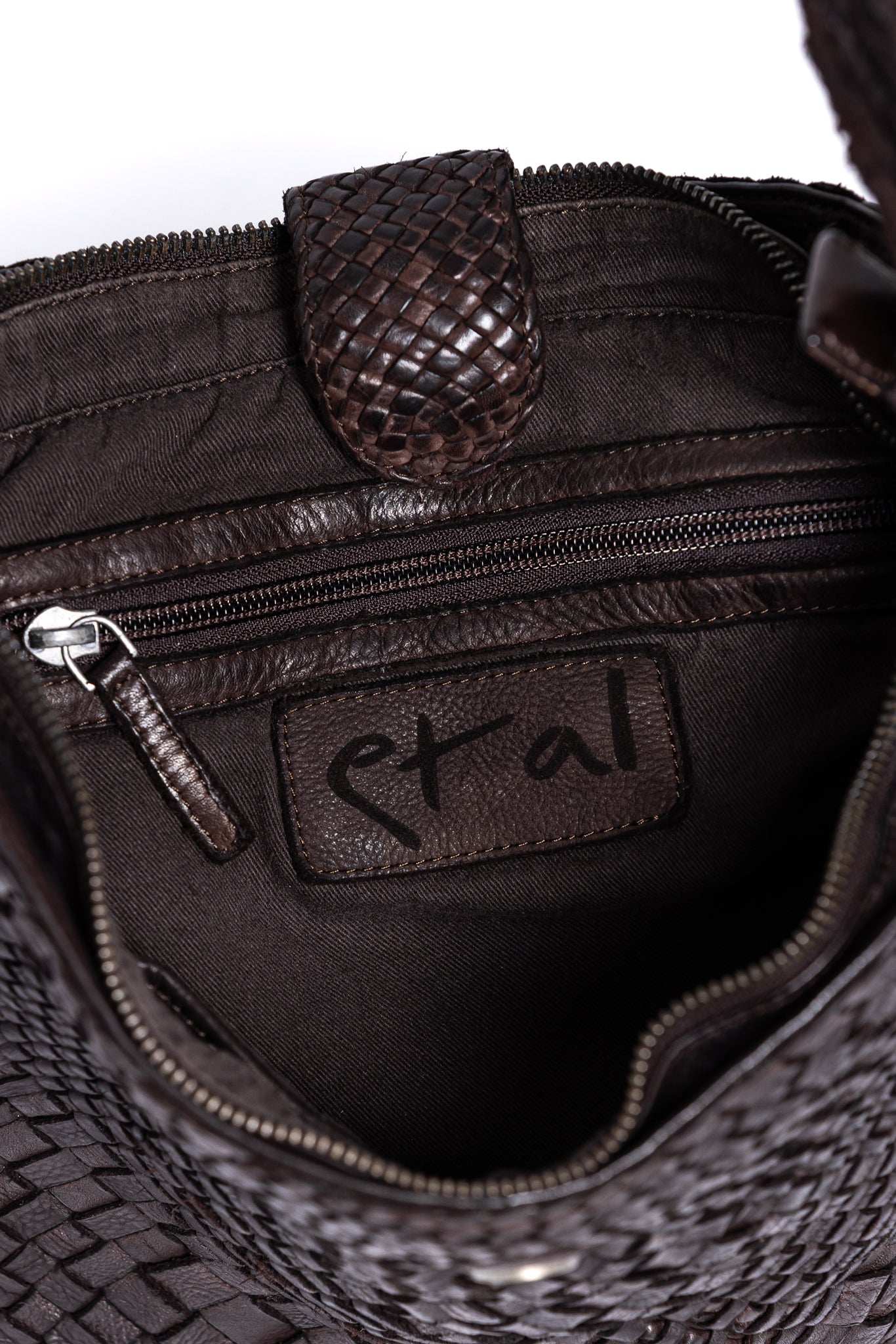 CHOCOLATE WOVEN BAG