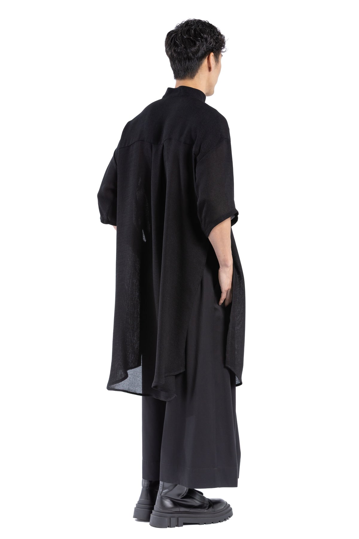 Close-up of grandpa collar on black shirt dress.