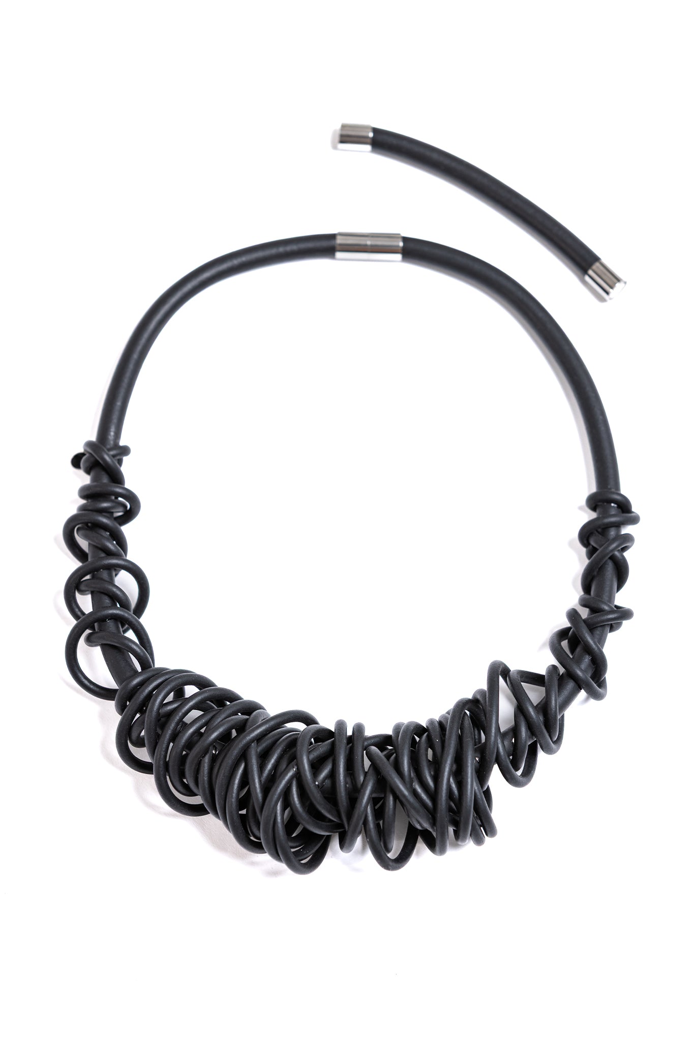 CONFUSION NECKLACE