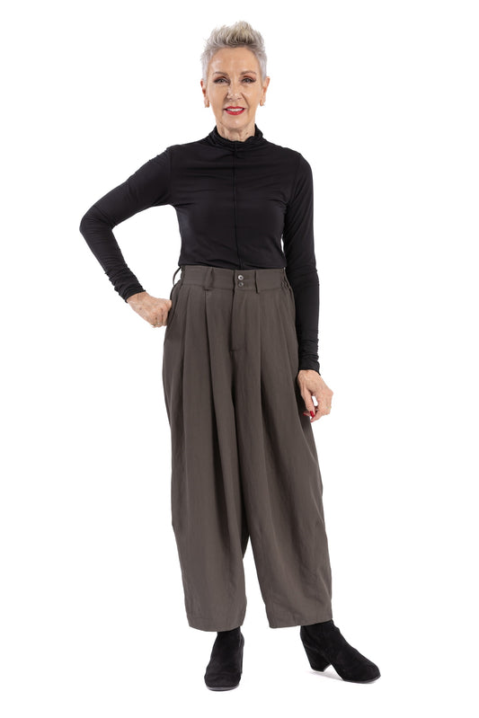 NAVA PANT NV