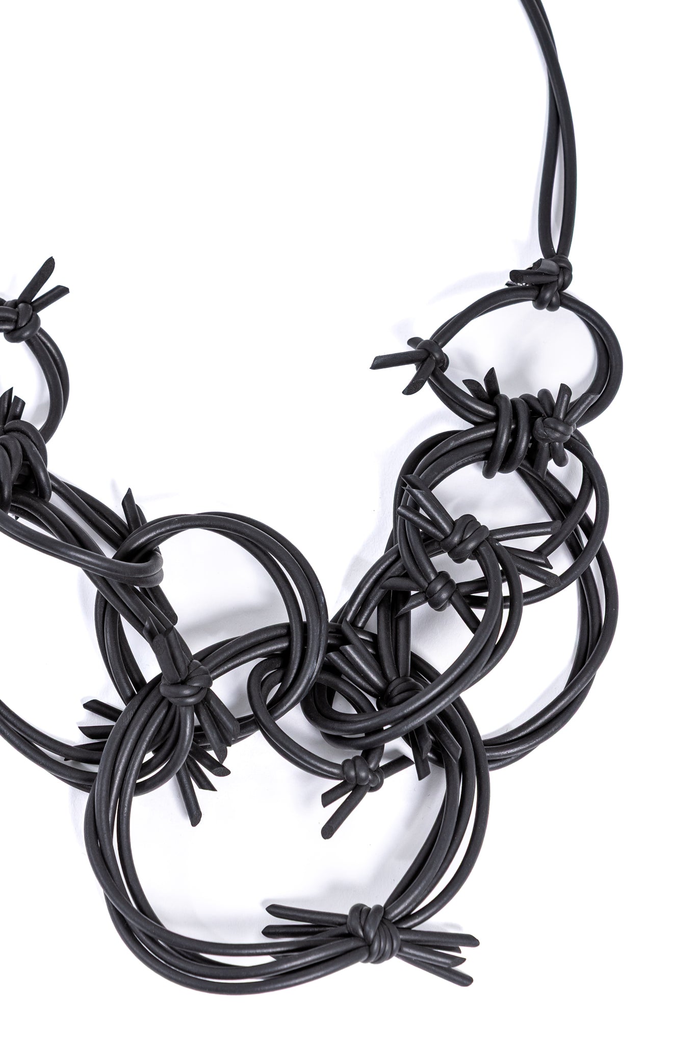 THORNS RING NECKLACE