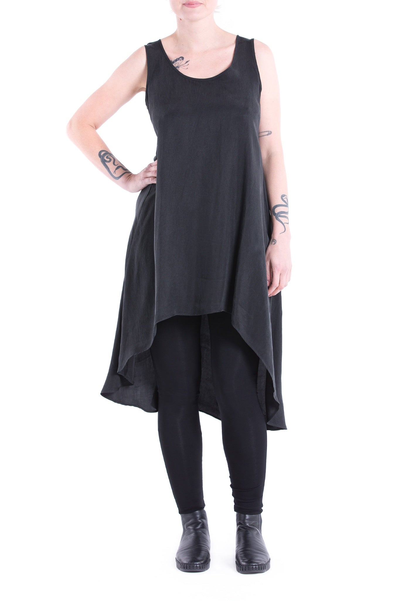 YULIA TUNIC YU